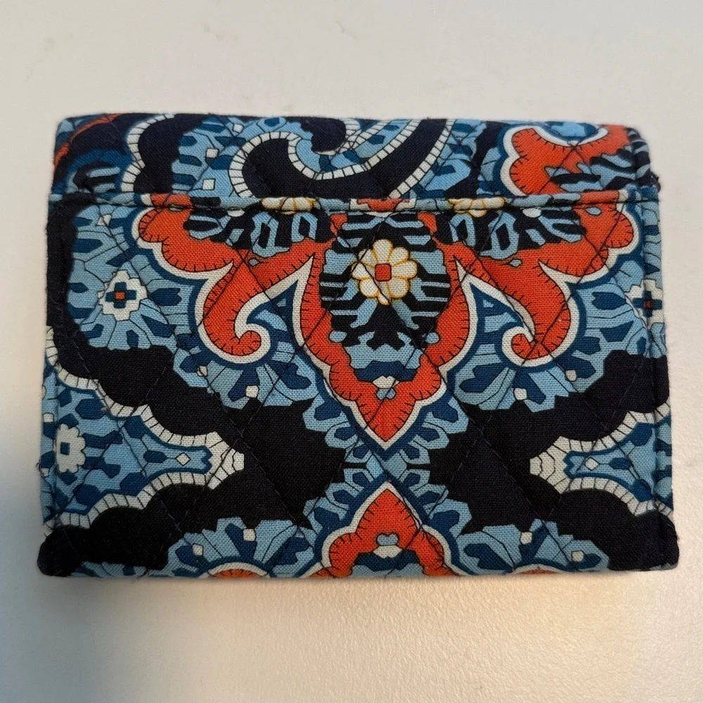 Vera Bradley RFID floral quilted trifold Wallet.